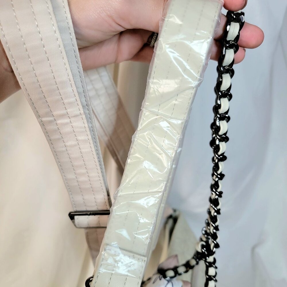 Lug NWT fabulous Quilted Crossbody Bag in Cream! All three straps and Dusty inc! - Picture 6 of 6